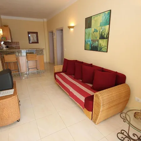 Apartment Modern Eingerichtete Leon Mit Terrasse *