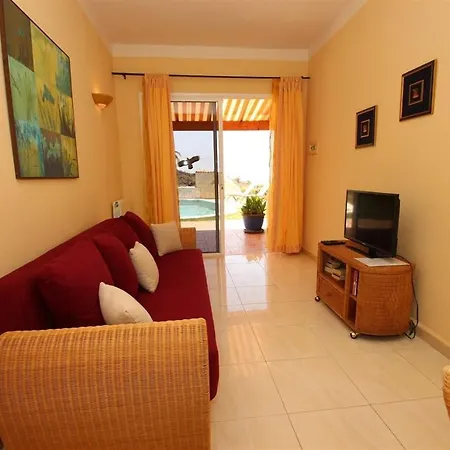 Modern Eingerichtete Leon Mit Terrasse * Guia de Isora (Tenerife)