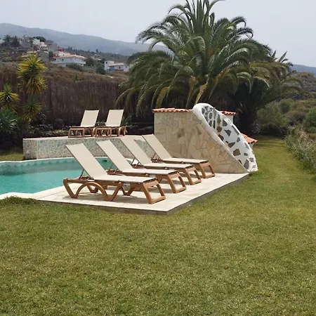 Modern Eingerichtete Leon Mit Terrasse * Guia de Isora (Tenerife)