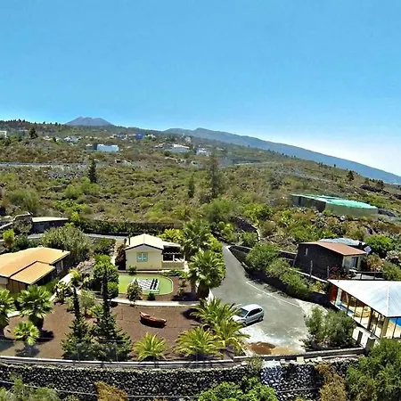 Modern Eingerichtete Leon Mit Terrasse Guia de Isora (Tenerife)