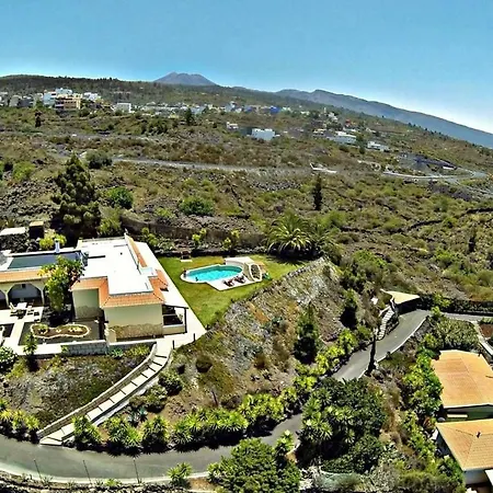 Modern Eingerichtete Leon Mit Terrasse דירה Guía de Isora